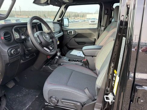 New 2026 Jeep Wrangler Unlimited Rubicon image 8