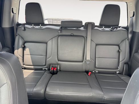 Used 2025 GMC Sierra 1500 SLT RWD image 13