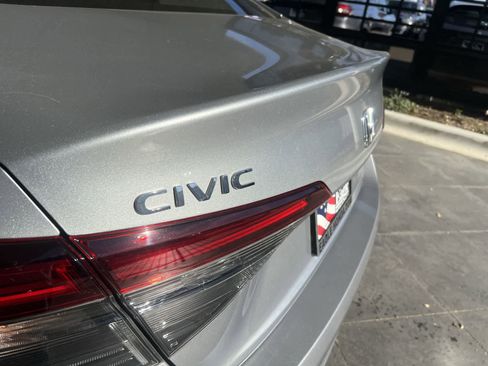 Used 2025 Honda Civic Sport image 7
