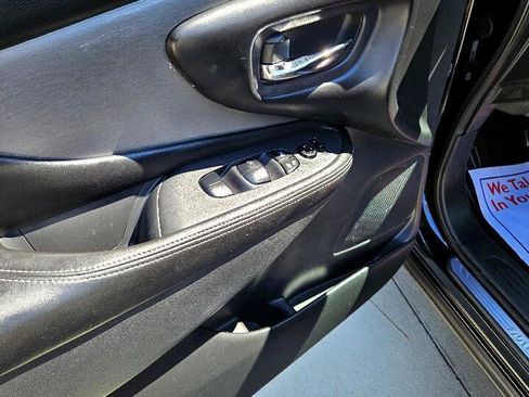 Used 2019 Nissan Murano S image 8