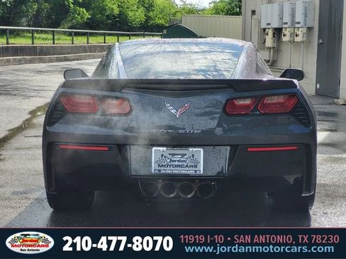 Used 2014 Chevrolet Corvette Stingray Coupe RWD image 4