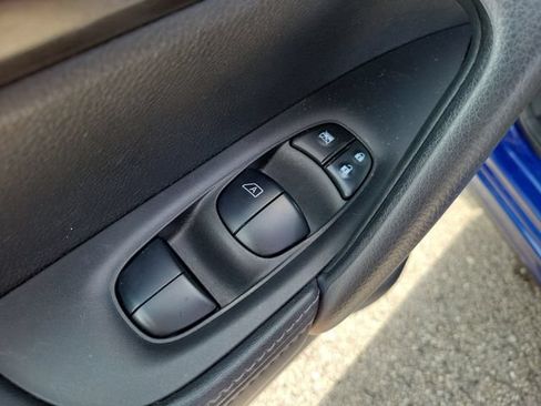 Certified 2021 Nissan Rogue Sport S FWD image 17