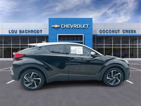 Used 2021 Toyota C-HR Limited image 9