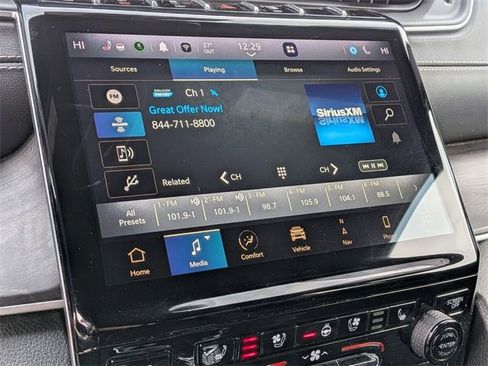 Used 2024 Jeep Grand Cherokee L Limited w/ Luxury Tech Group II image 23