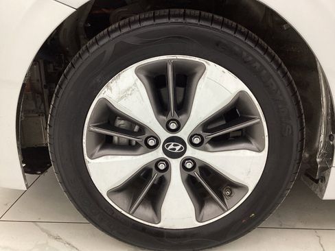 Used 2019 Hyundai Ioniq Limited image 42