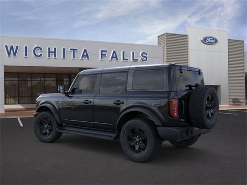 New 2025 Ford Bronco Outer Banks image 4