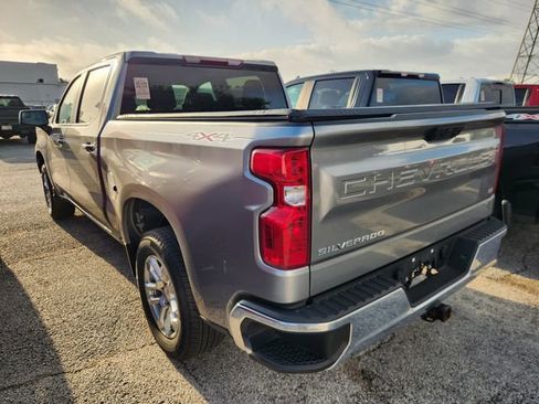 Used 2023 Chevrolet Silverado 1500 LT AWD/4WD image 4