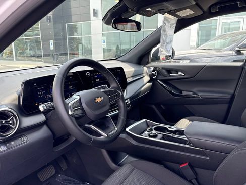 Used 2026 Chevrolet Equinox LT FWD image 15