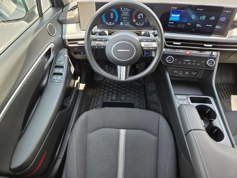 Used 2025 Hyundai Sonata SEL FWD image 14