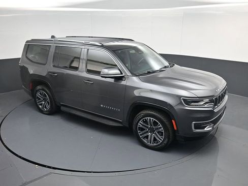 Used 2022 Jeep Wagoneer Series III w/ Convenience Group I AWD/4WD image 48