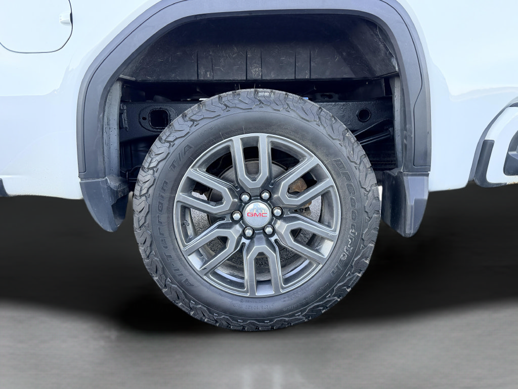 Used 2021 GMC Sierra 1500 AT4 w/ AT4 Carbonpro Edition AWD/4WD image 12