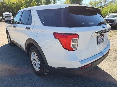 Certified 2021 Ford Explorer 4WD image 3