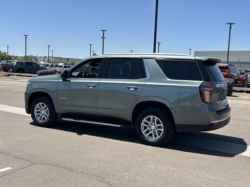 Used 2024 Chevrolet Tahoe LT AWD/4WD image 3