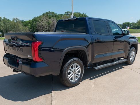 Used 2023 Toyota Tundra SR5 w/ SR5 Premium Package AWD/4WD image 20