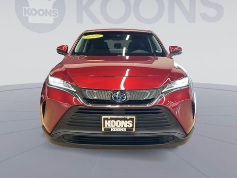 Used 2021 Toyota Venza LE w/ Carpet Mat Package (TMS) image 8