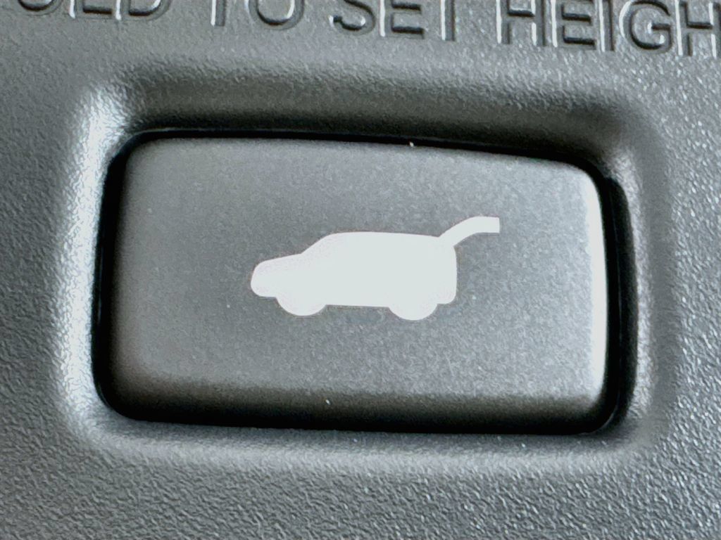 New 2026 Honda Pilot Touring image 37