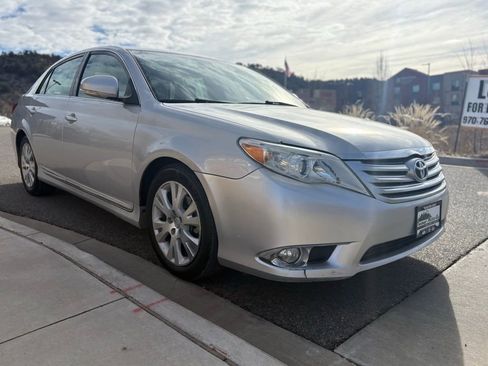 Used 2012 Toyota Avalon image 11