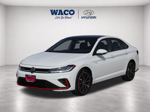 Used 2025 Volkswagen Jetta GLI Autobahn FWD image 3