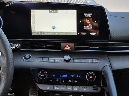 New 2025 Hyundai Elantra N image 24