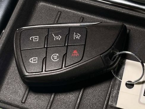 Used 2022 GMC Yukon XL Denali w/ Denali Ultimate Package AWD/4WD image 47