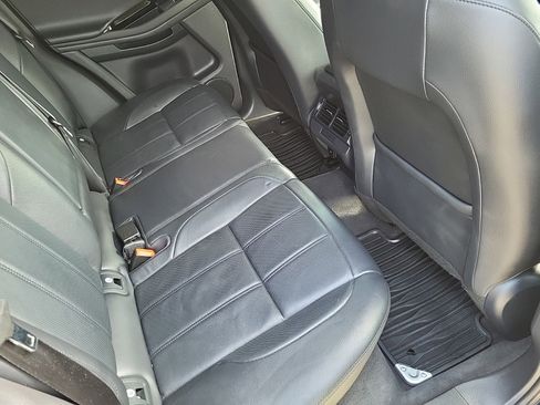 Used 2021 Land Rover Range Rover Evoque S image 11