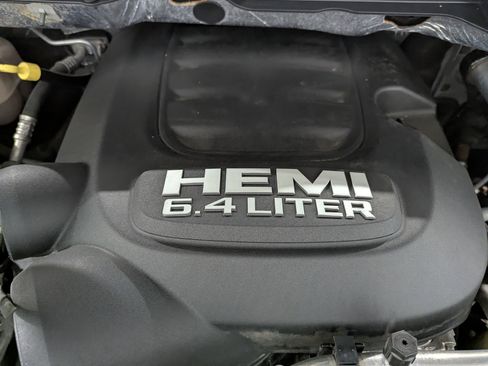 Used 2018 RAM 2500 Laramie w/ Sport Appearance Group image 28