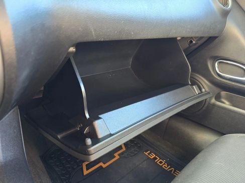 Used 2011 Chevrolet Camaro LT image 30