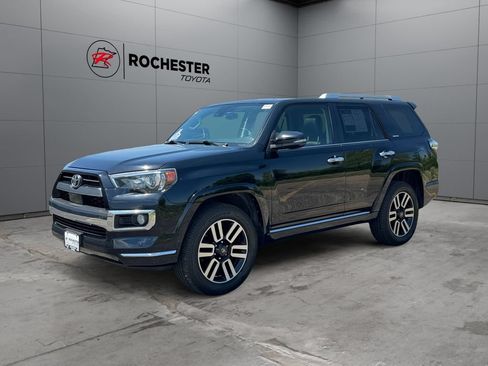 Used 2020 Toyota 4Runner Limited AWD/4WD image 7