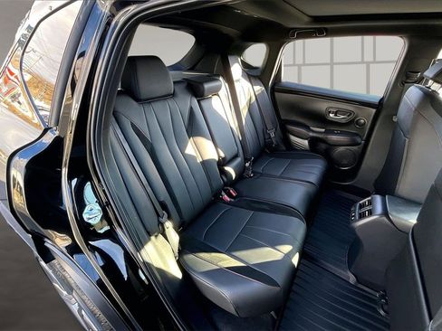 Certified 2025 Acura ADX A-Spec image 27