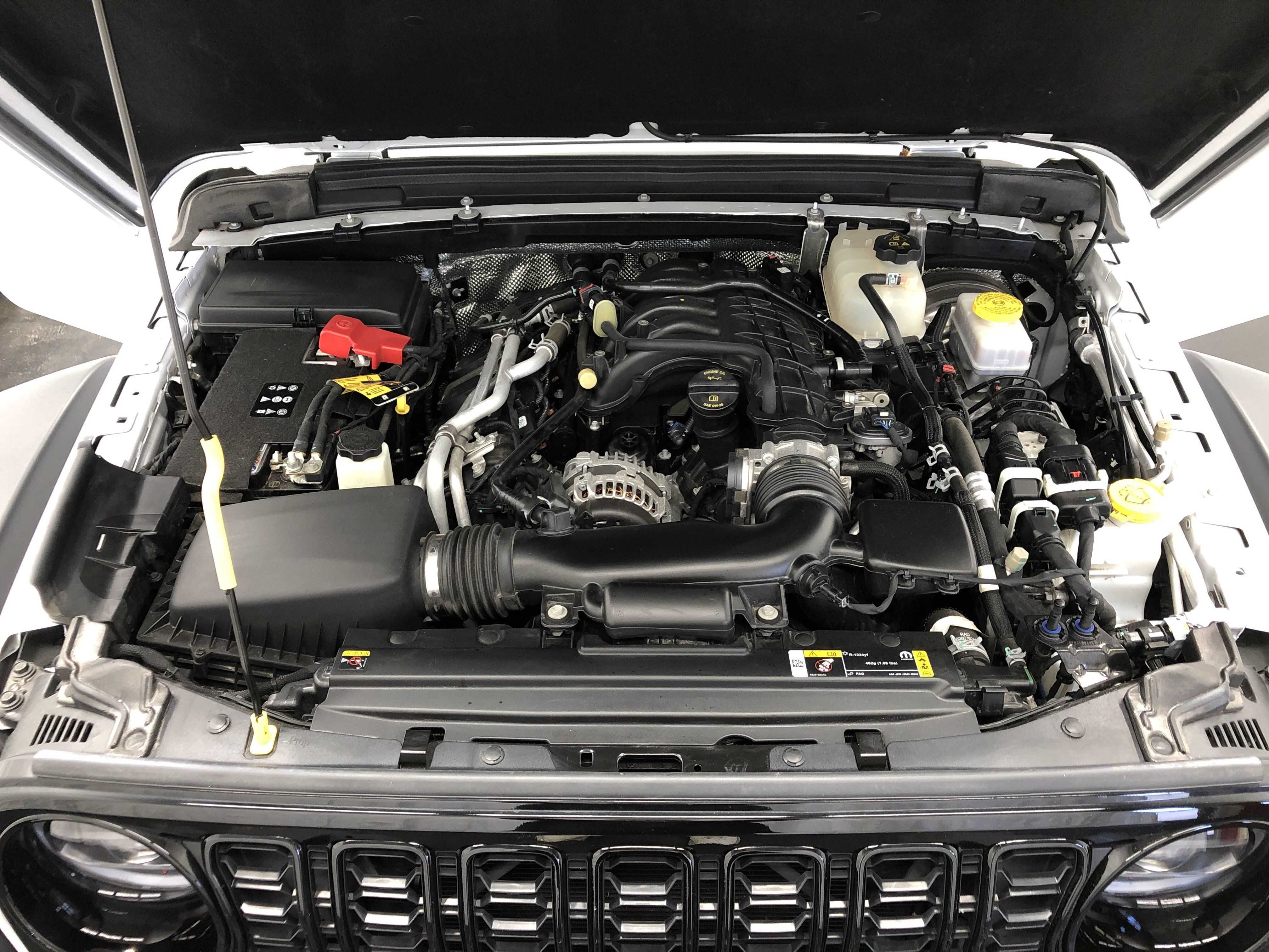 Used 2024 Jeep Wrangler Unlimited Sport AWD/4WD image 6