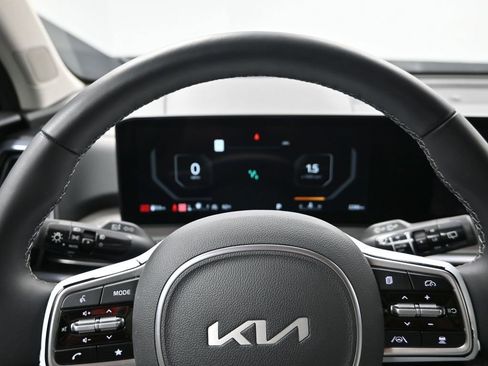 New 2025 Kia Sorento SX AWD/4WD image 15
