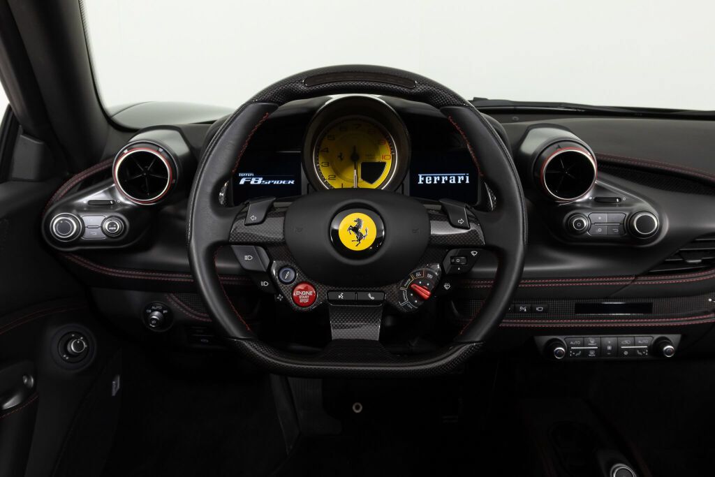 Used 2022 Ferrari F8 Tributo RWD image 32