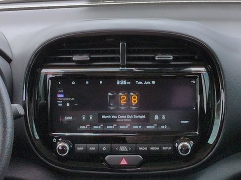 Used 2022 Kia Soul S FWD image 19