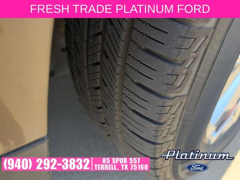 Used 2013 Ford Edge Limited AWD/4WD image 4