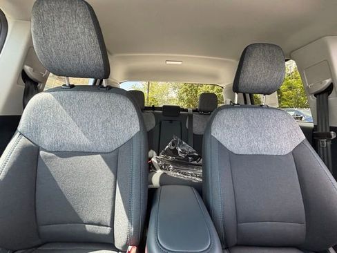 New 2025 Ford Maverick XLT w/ XLT Luxury Package image 14