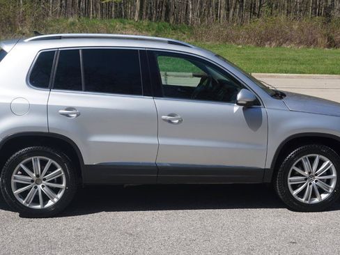 Used 2015 Volkswagen Tiguan SEL FWD image 6