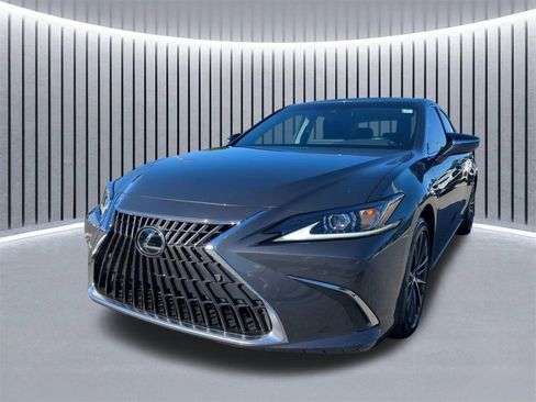 Used 2022 Lexus ES 350 w/ Premium Package image 9