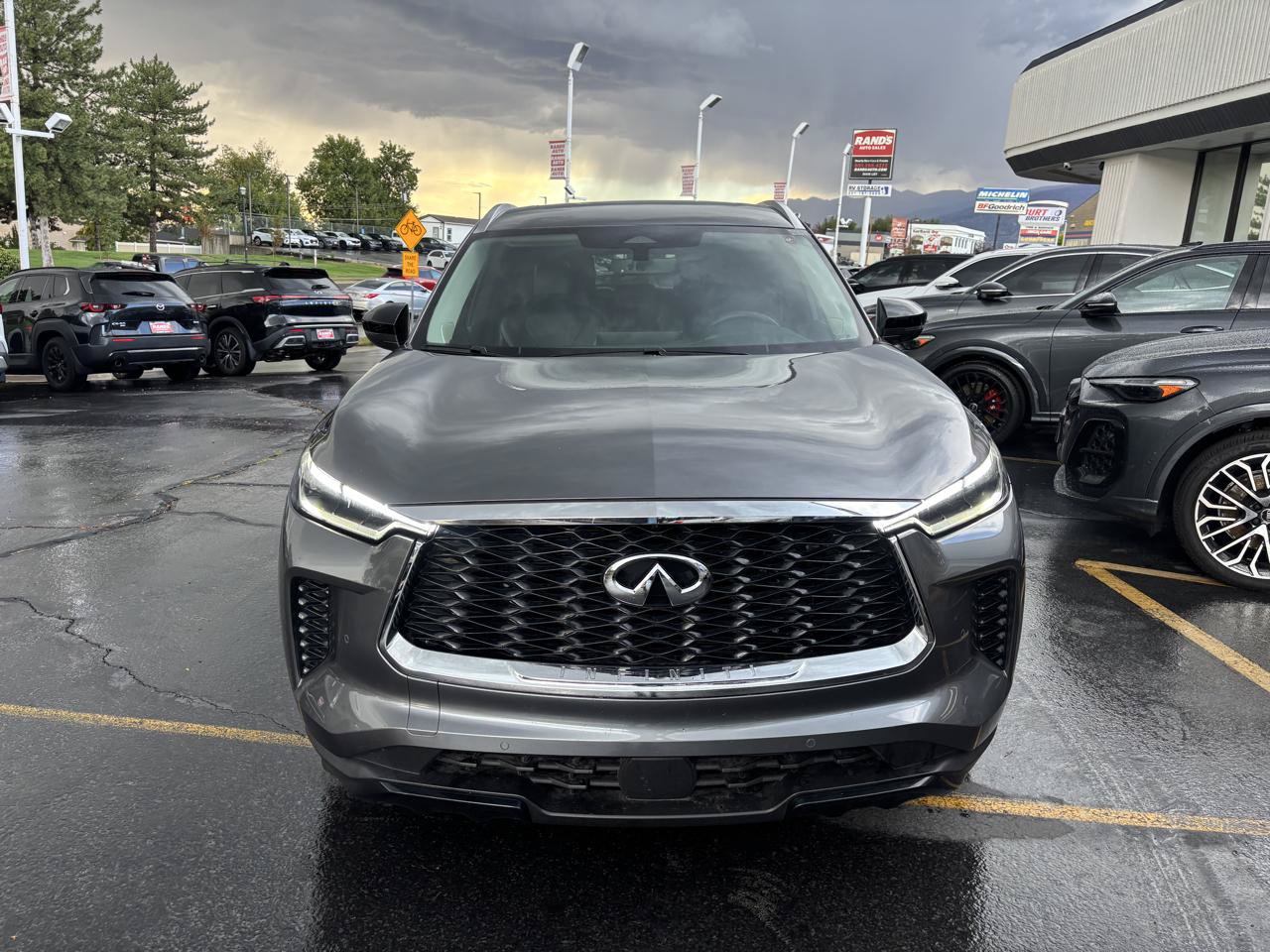 Used 2025 INFINITI QX60 Luxe AWD/4WD image 12