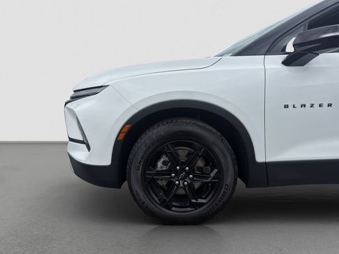 Used 2023 Chevrolet Blazer LT w/ Midnight/Sport Edition AWD/4WD image 22