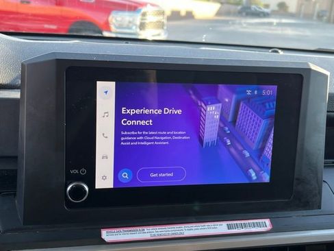 Used 2024 Toyota Tacoma SR image 15