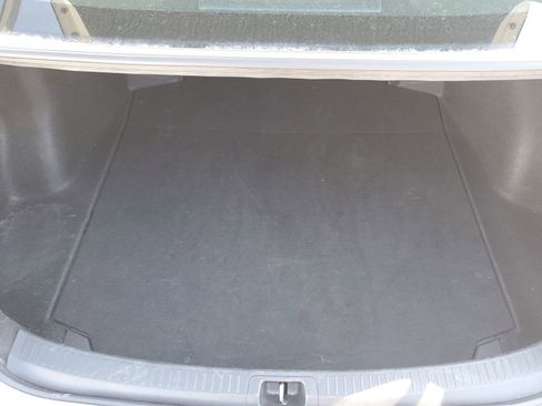 Used 2024 Toyota Corolla LE image 9