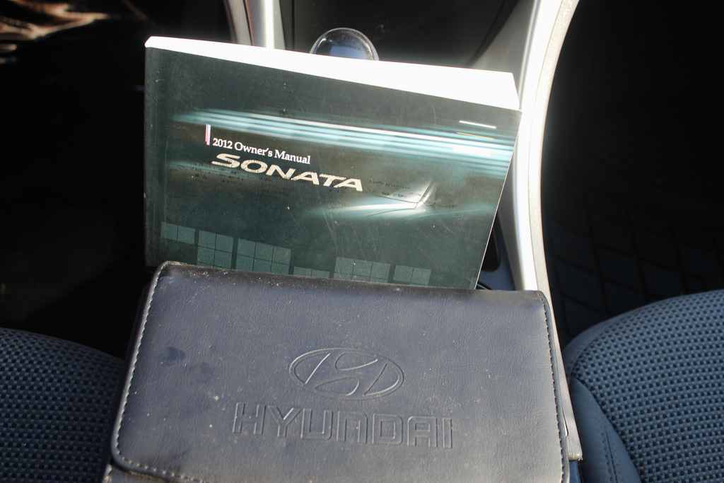 Used 2012 Hyundai Sonata GLS FWD image 21