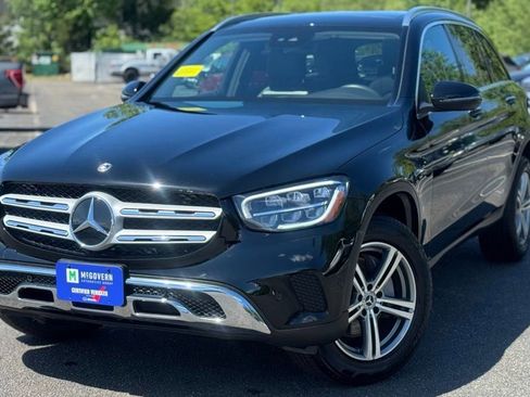 Used 2022 Mercedes-Benz GLC 300 4MATIC image 1