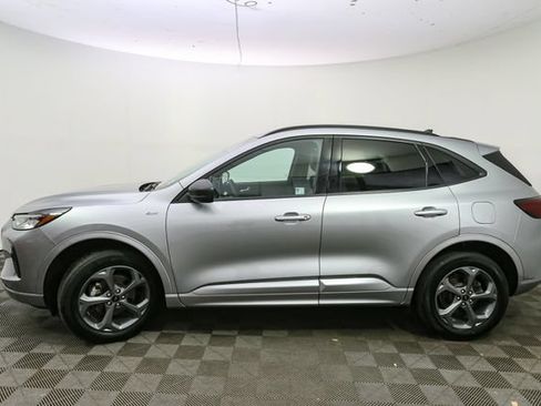 Used 2024 Ford Escape ST-Line w/ Tech Pack #1 AWD/4WD image 6