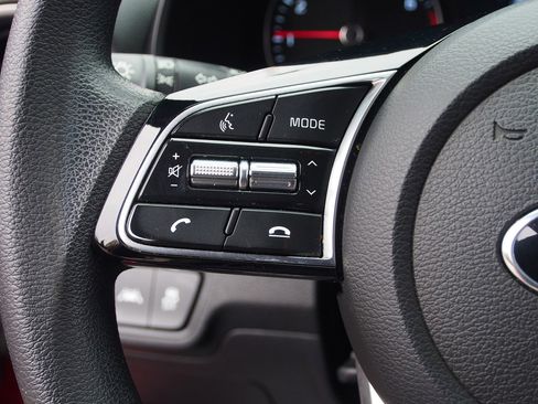 Used 2020 Kia Forte LXS image 22