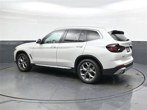 Used 2024 BMW X3 xDrive30i image 6