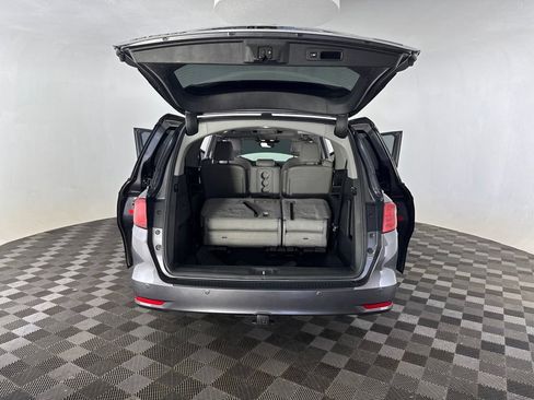 Used 2018 Honda Odyssey Touring image 17