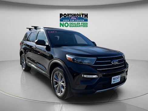 Used 2022 Ford Explorer XLT w/ Equipment Group 202A AWD/4WD image 25