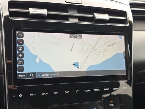 Used 2022 Hyundai Tucson Limited w/ Cargo Package image 17