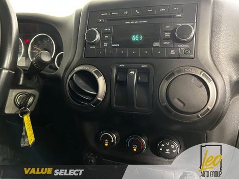 Used 2014 Jeep Wrangler Sport image 22